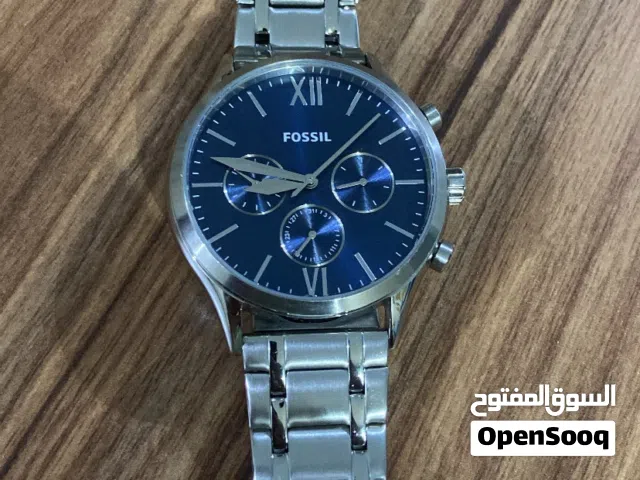 ساعة فوسيل ضد الصدا والماء بالسعر المناسب