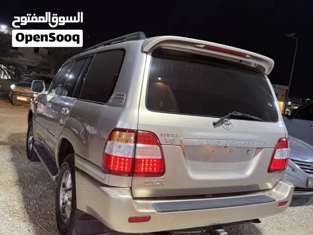 تويوتا لاند كروزر VXR سيارة قمة في النضافة كمبيو خريطة