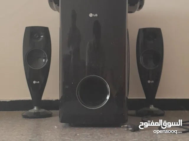 سماعات صوتية عالية