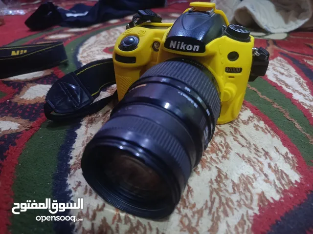 (Nikon 7000وNikon 5300) ،كاميرات  نظيفات للبيع