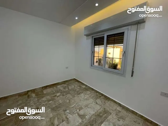 شقة للبيع في 11 يونيو قرب مصحة سيول وخدمات السريع موقع سكني ممتاز