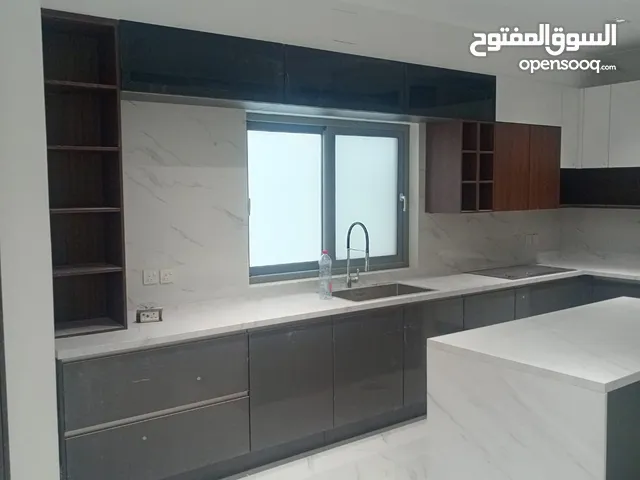 أعمال الألمنيوم والخشب ديكورات وابواب