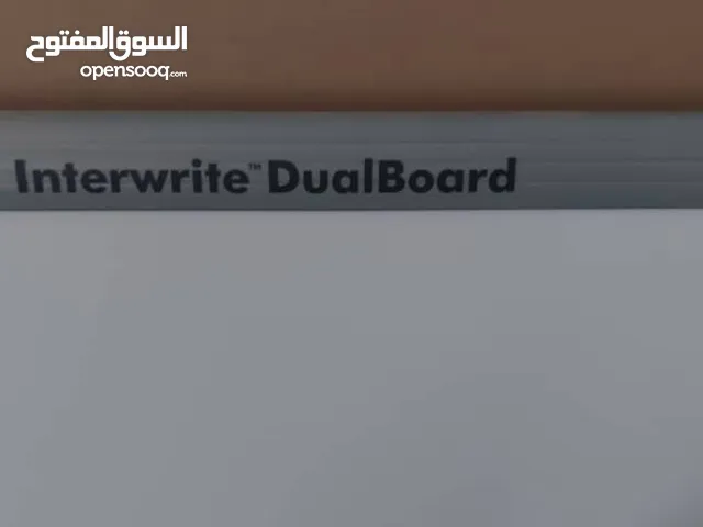 سبورة ذكية للبيع عدد 2 جدد