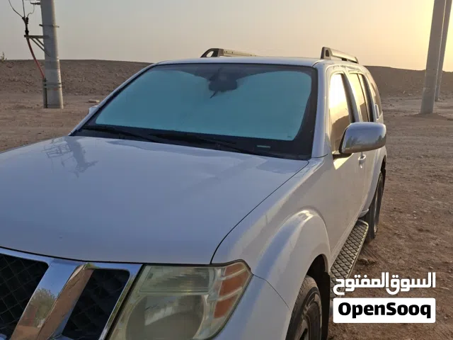 2012 نيسان باثفايندر SL
