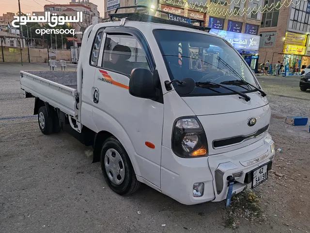 بكم كيا بنجو موديل 2013كبينه وربع هونداي بورتر