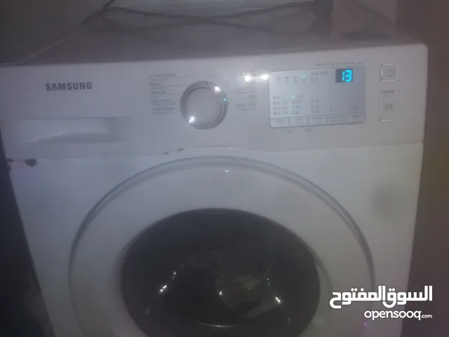 غساله شغاله ميه ميه ولا مغير فيها شي حبت بلادها زي ماهو واضح معك ف صوره بس في صده خفيف