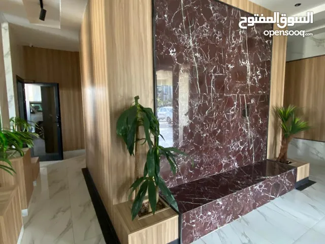 شقة للبيع في حي المنار 4 غرف