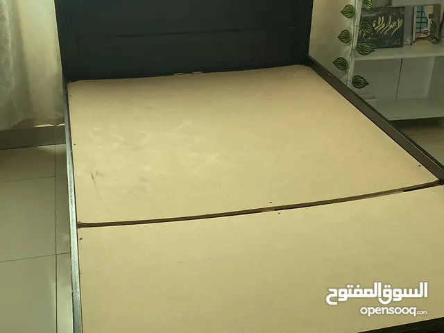 سرير نفر ونص