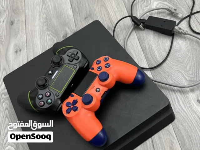 Ps4 مهكر نضيف مفتوح تنضيف فيه 7 العاب 1تيرا جهاز ميشكي من شي للبيع كاش او حواله نفس سعر 1500