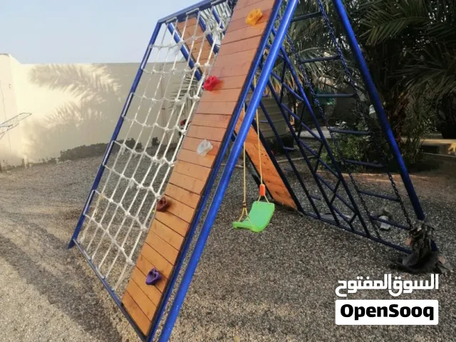 لعبة تسلق كبيرة تصلح للعب من عمر 3سنوات ل 14 سنه