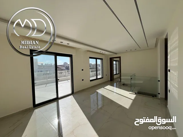 شقق دوبلكس طابقية اخير مع روف و طوابق مكررة للبيع دير غبار مساحات 350م تشطيبات و ديكورات فاخرة