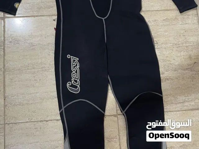 بدلات غوص سكوبا من شركه كريسي الايطاليه