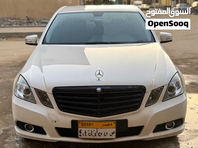 مرسيدس بنز E300 تريبتك لاصحاب الإقامات و الجنسيات حاله ممتازه