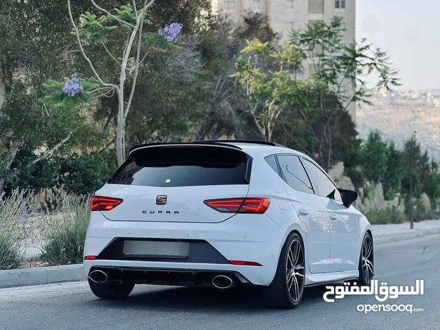 سيات ليون 2018 للبيع