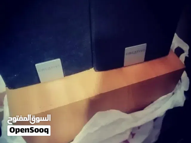 يوجد سماعات حاله جيده للبيع بسعر جيد