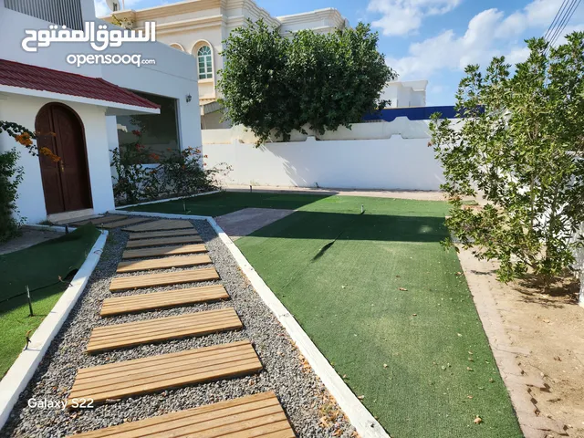 فيلا استخدام تجاري في العذيبة للايجار_ Villa for rent used commercial in oziba