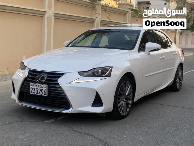 Lexus is300 2017