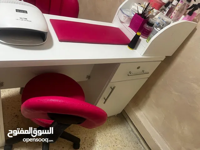 طاولة منكير وبدكير للبيع