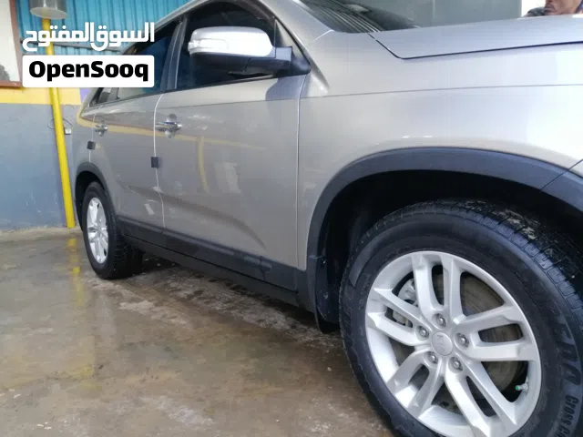 كيا سورينتو موديل 2014