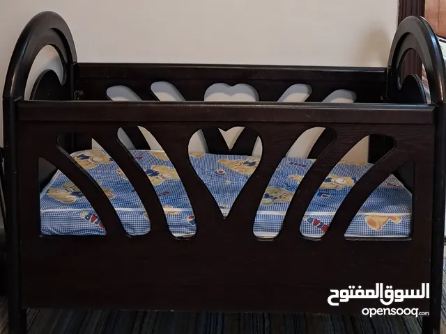 تخت بيبي خشب