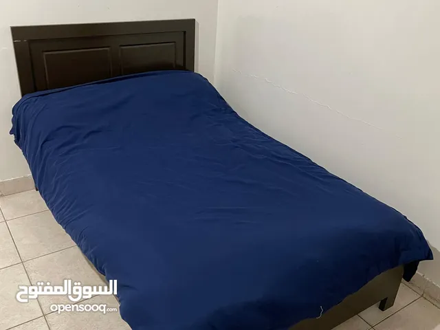 سرير نفر و نص نظيف مع فرشه