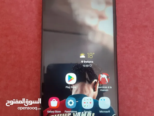 Samsung a12 128gb comme neuf