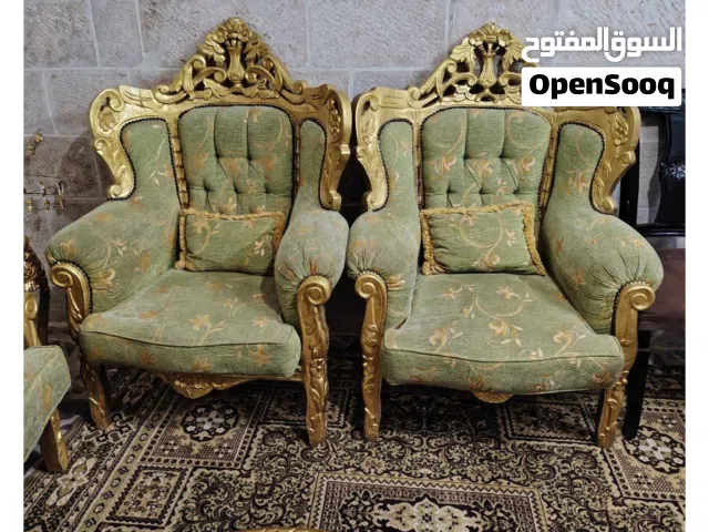 غرفة ضيوف كاملة للبيع كنب/طاولات وسط وسيرفس