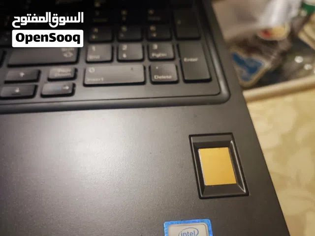 Dell Precision 3530 - Workstation