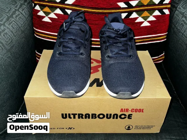 Reebok shoes 43 حذاء رياضة قياس