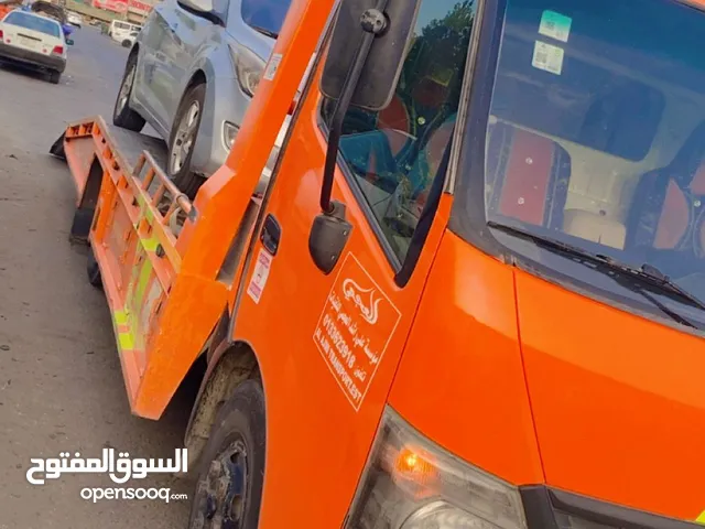 Towing service and Forklift For Rent سطحه النقل سيارات داخلي و خارجي