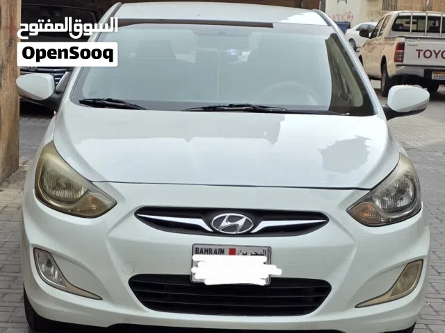 2013 Hyundai Accent SE