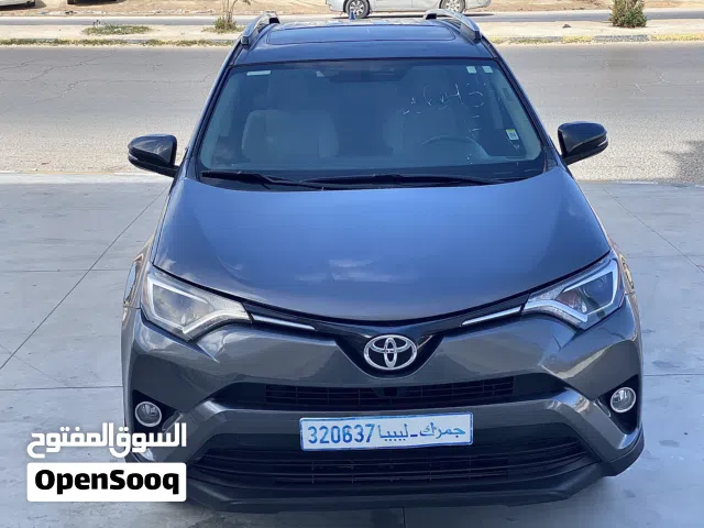 تويوتا RAV 4. 2017