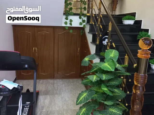 231 m2 More than 6 bedrooms Townhouse for Sale in Basra Hayy Al Kafaat