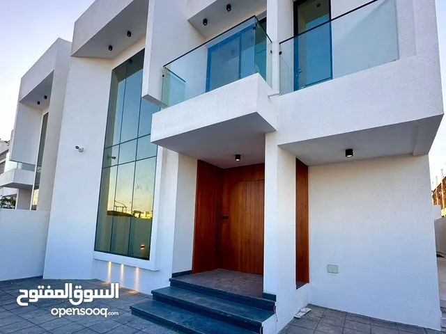 462 m2 More than 6 bedrooms Villa for Sale in Muscat Al Khoud