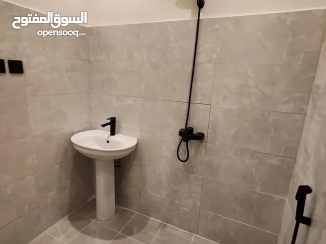 شقق للايجار السنوي تشطيب عالى