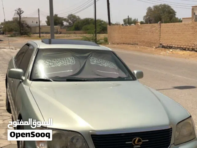 1993 لكزس اخرى