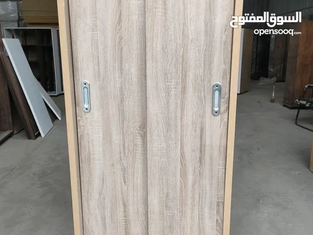 دولاب ضلفتين جرار الطول 175 العرض 80 العمق 48 خشب pvc عليه طبقه ملامين مستورد تركي بطبقه عازله