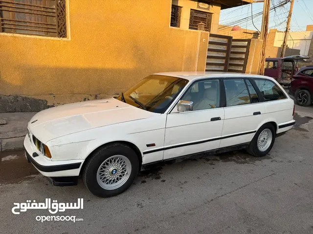 بي ام للبيع بحاله جيده بدون نواقص شوف السياره