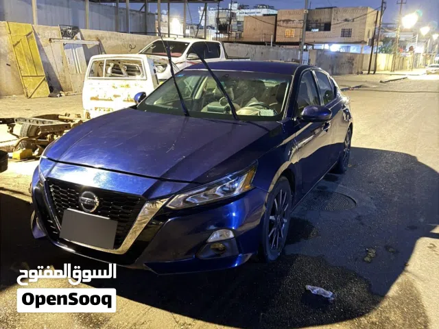2020 نيسان التيما SV