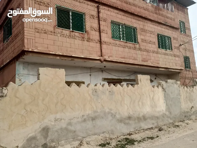 260 m2 More than 6 bedrooms Townhouse for Sale in Mafraq Al-Badiah Ash-Shamaliyah Al-Gharbiya