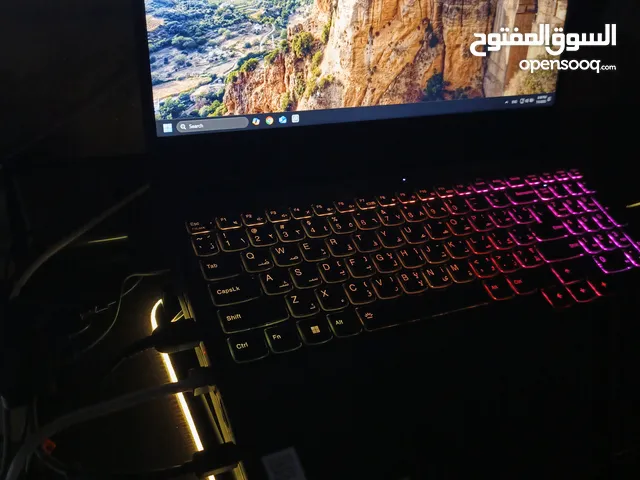Lenovo Ideapad Gaming 3 (Ryzen 7 5800h and RTX 3060) مع قاعدة رفع وتبريد