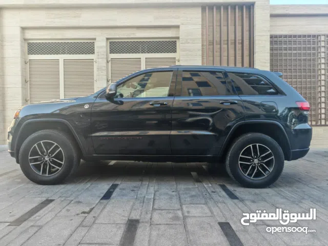 For Sale 2018 JEEP GRAND CHEROKEE TRAILHAWK V8 5.7 L Engine, Hydraulic Strut للبيع جيب جراند شيروكي