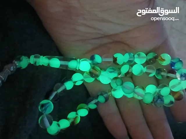 مسبحة من الايبوكسي وبرادة حجر الطاقة