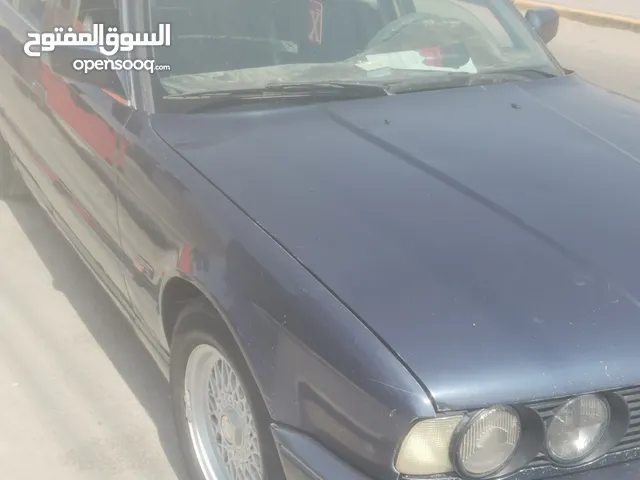1992 BMW 5 Series 520