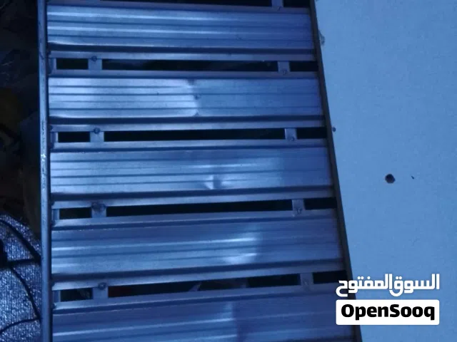 ثلاجة استخدام تلات شهور وسرير جديد مصفح قوي