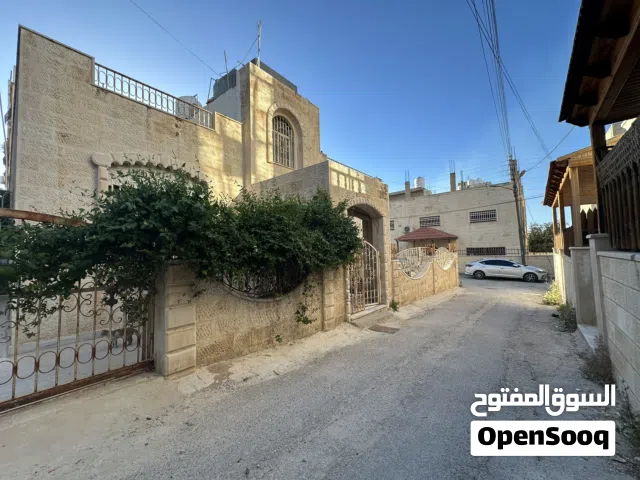 للبيع بيت مستقل في ماركا الجنوبية – منطقة نادي السباق