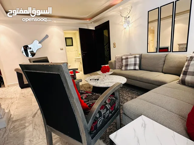 عرض مميز وفاخر : شقة مفروشة عفش جديد : إعلان رقم (D299)