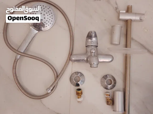 بطارية مع دوش ايطاليه بحالة الوكاله