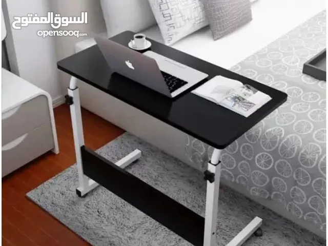 وفرنالك مكتب طلابي عملي ومتنقل بترتيب عصري لكل طالب بدو يدرس براحة سواء بالبيت أو حتى على الكنبة .