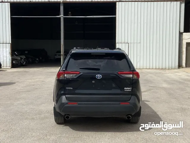 Used Toyota RAV 4 in Amman